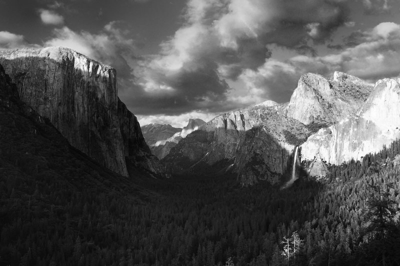 4039 Sun Light at Tunnel View bw REV.jpg
