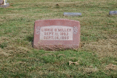 Linnie Orena Miller was the fourth child of seven & the third daughter born to, Henry Gilbert Miller & his wife, Sarah Elizabeth [Collings] Miller, 11 September 1893 in Raymore, Cass County, Missouri. She never married & had no children. She died in St. Joseph, Buchanan County, Missouri on, 14 September 1965.