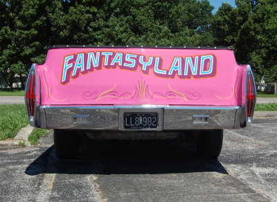 Notice the expired license plates.