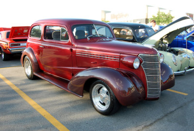 Normally I don't like the color paint jobs on these old classics, but the red looked good I thought.