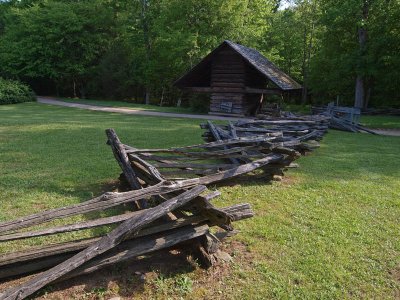Cantilever Barn By Dave Gaines