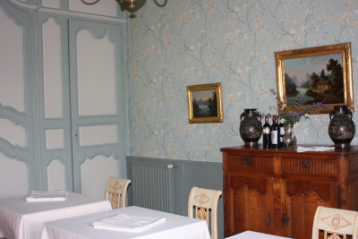 Les Baudry dinning room