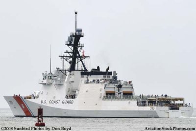 The USCGC BERTHOLF (WMSL 750) turning north after leaving Government Cut at Miami Beach, photo #1979