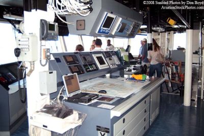 The bridge onboard the USCGC BERTHOLF (WMSL 750), photo #0549