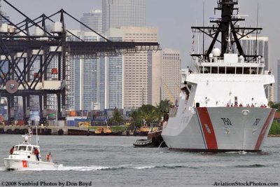 The USCGC BERTHOLF (WMSL 750) coming out of the Port of Miami, photo #1949