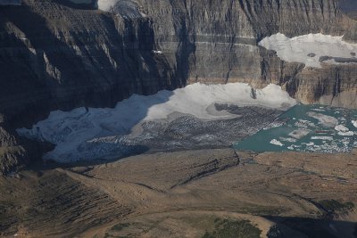 Grinnell Glacier  <br> & Upper Grinnell Lake <br> (GlacierNP090109-_400.jpg)