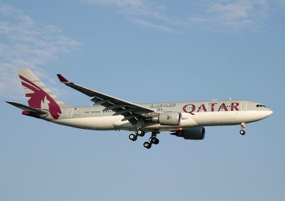 Qatar A-330-200 approaching JFK RWY 22L