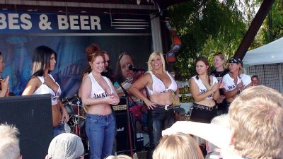 And, the winners are chosen! In third, the Blonde! In second lace, the Brunette, and first place to THE REDHEAD