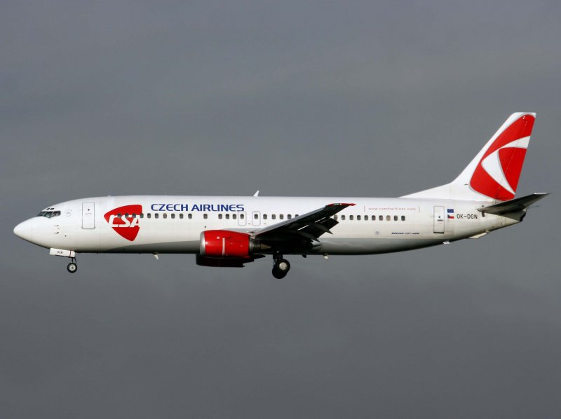 B737-400   OK-DGN