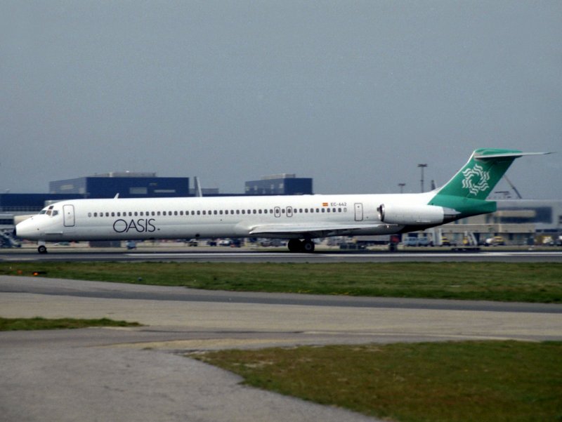 MD-83  EC-642