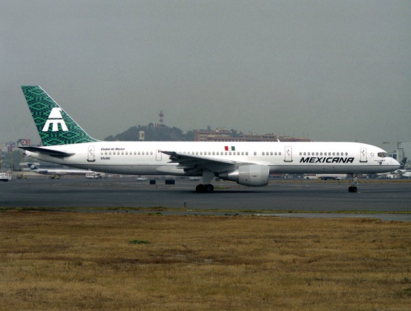 B757-200 N764MX