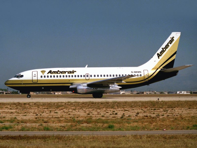 B737-200 G-BKMS