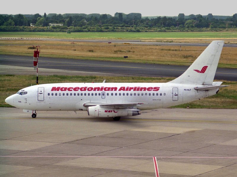 B737-200  TC-ALT