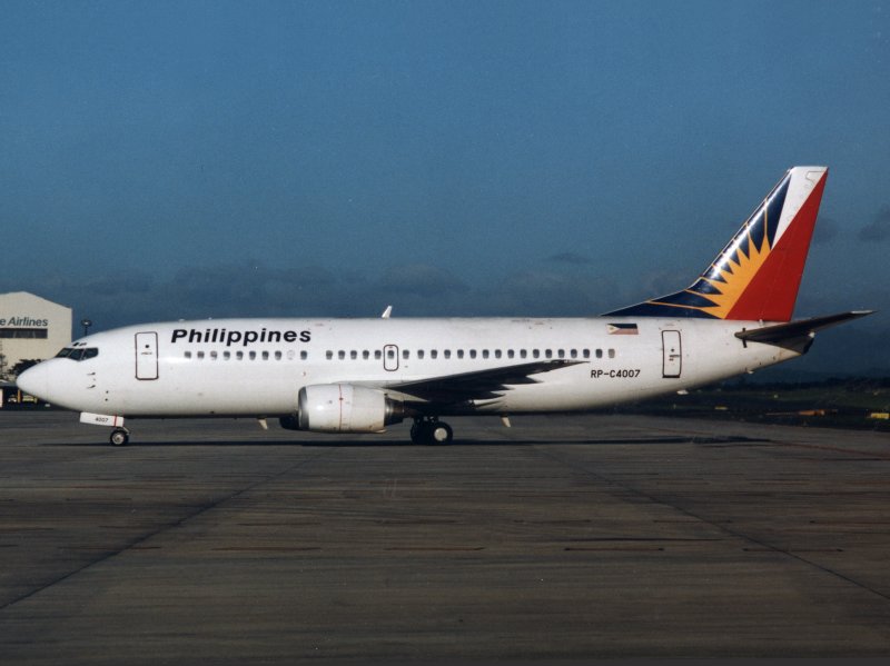 B737-300 RP-C4007