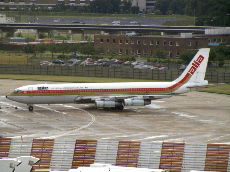 B707-320 JY-AES