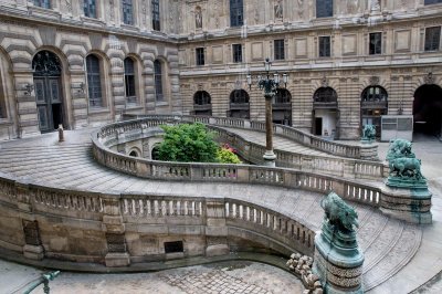Louvre 3.jpg