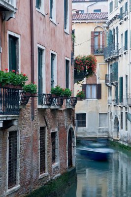 Venice canal.jpg
