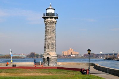 Roosevelt Island Lighthouse