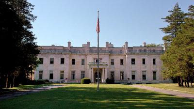 Winfield Hall, Glen Cove