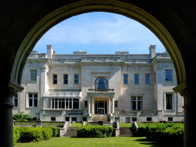 Winfield Hall, Glen Cove