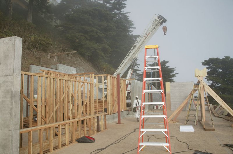 Crane ready to lift steel