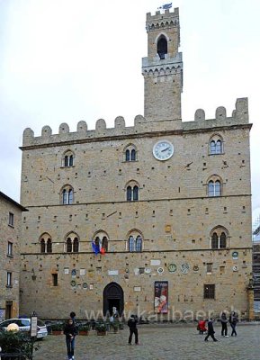 Palazzo dei Priori (91786)