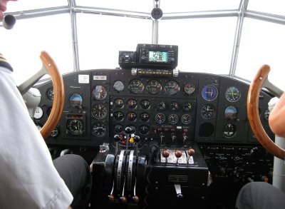 Cockpit 1