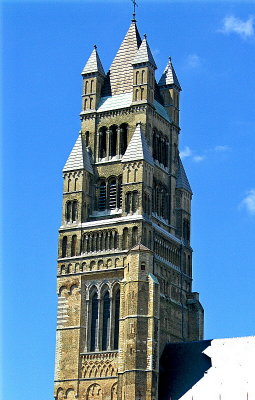 HOLY SAVIOUR'S CATHEDRAL TOWER