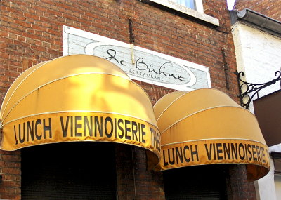 ATTRACTIVE AWNINGS