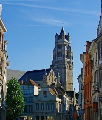 CATHEDRAL  FROM STEENSTRAAT