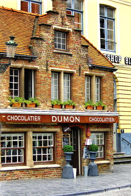 THE LITTLE CHOCOLATE SHOP