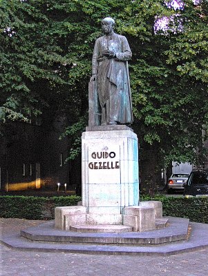 GUIDO GEZELLE'S STATUE