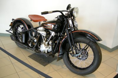 1937 Harley-Davidson EL Solo (Nikon P5000)