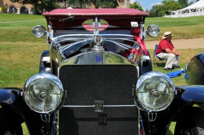 1927 Isotta Fraschini Tipo 8A Roadster ... Best of Show awardee among foreign cars; owned by Joseph & Margie Cassini III
