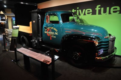 1948 Chevrolet coal-gas truck