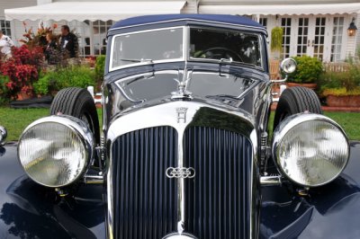 1939 Horch 853a Cabriolet by Glasen