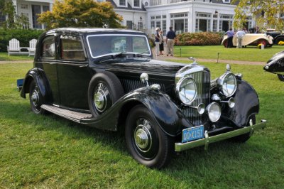 1938 Bentley 4½ Litre Razor Edge Saloon by Thrupp & Maberly