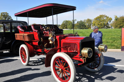 1904 White Type D steam car, $240,000