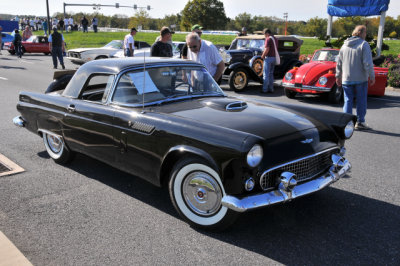 1956 Ford Thunderbird (with 1955 removable hardtop)