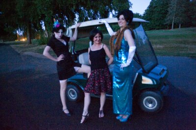 Ladies out for a evening drive. Fanny Tragic, Panache and Vera Lu