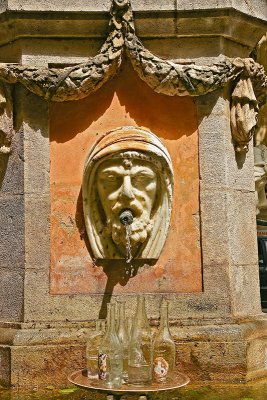 Fountain at Cotignac
Fontaine  Cotignac