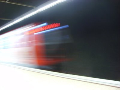 the metro, barcelona (7:05 pm)