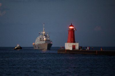 USS Freedom approaching the Menominee Light