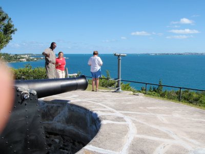 Helen, Candy and Our Tour Guide at Bermuda Fort