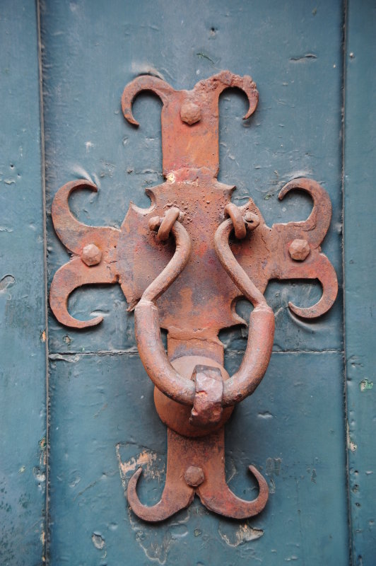 Candelaria Knocker One