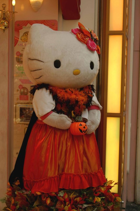 Oct 6 Osaka -- Hello Kitty Halloween