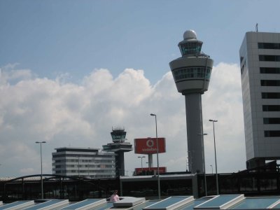 L'aéroport d'Amsterdam-Schiphol se situe à 3 mètres sous le niveau de la mer