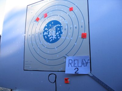 1AR2T2B9.jpg