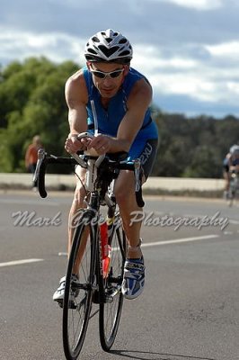 canberrahalfiron_bike0102.JPG