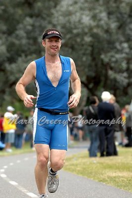 canberrahalfiron_run190.jpg